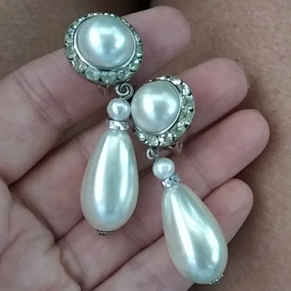 👒Vintage Pearl Clip On Earrings - Picture 3 of 4
